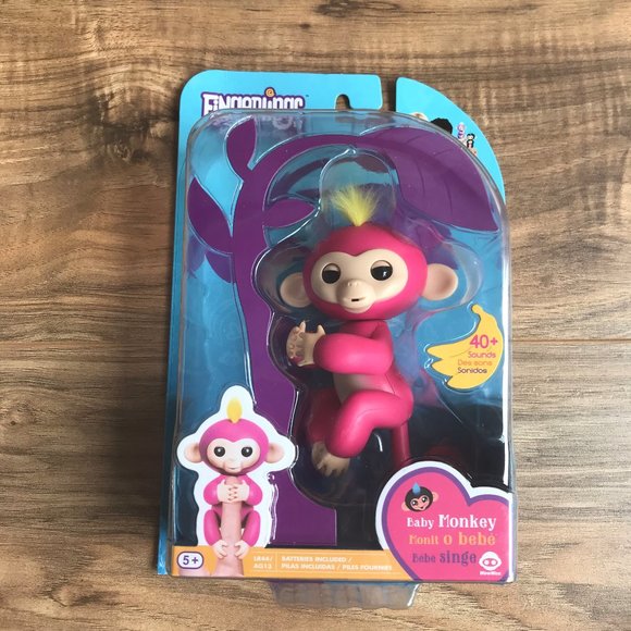[WowWee] Fingerlings - Interactive Baby Monkey - Bella Pink with Yellow Hair - Picture 7 of 7